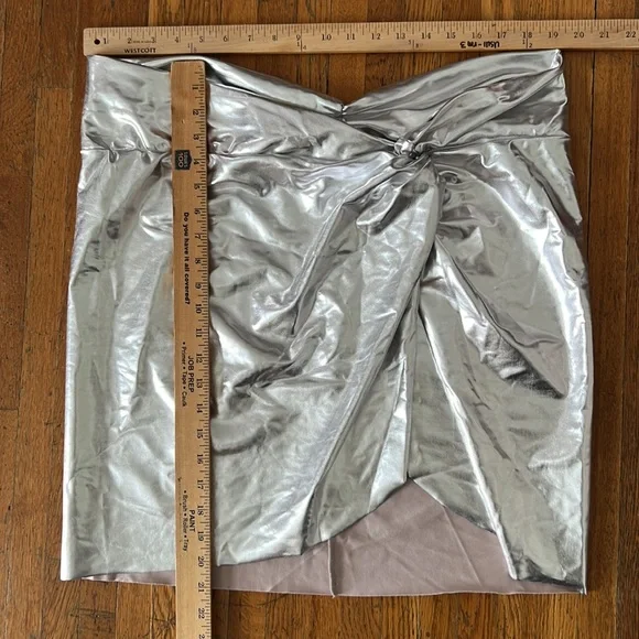 SKIMS METALLIC SWIM SARONG MINI SKIRT - Picture 10 of 15